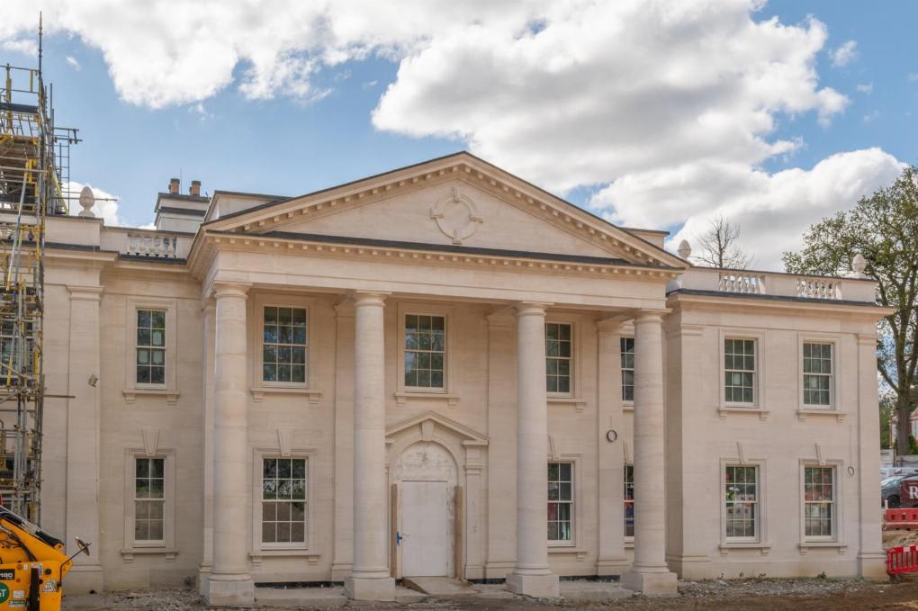 Luxury Familly House – Wentworth Estate Surrey