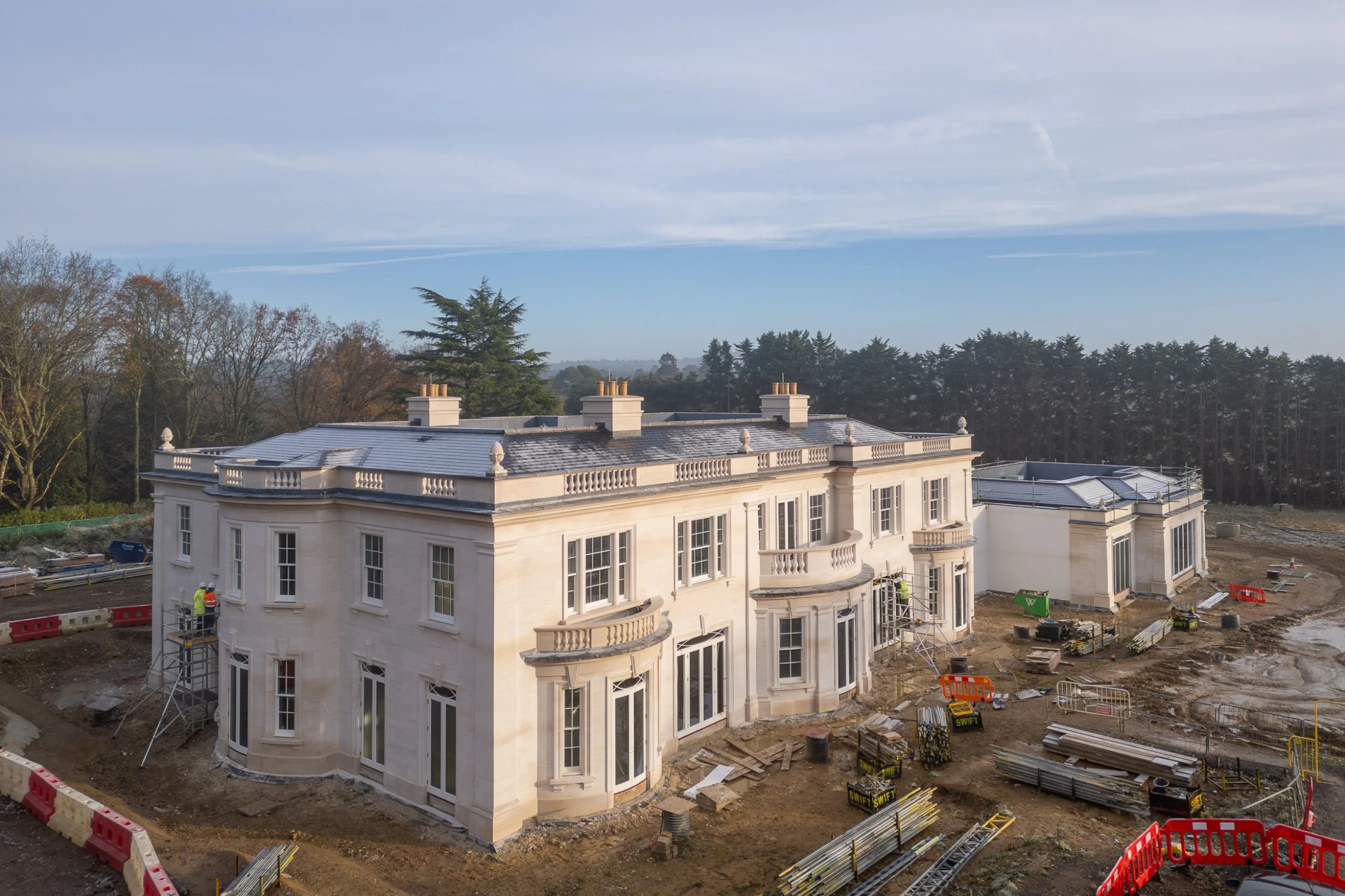 Luxury Familly House – Wentworth Estate Surrey
